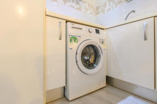 TEMPORAL apartment 1 bedroom flat a few metres from the city centre AMA2721