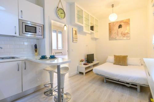 TEMPORAL apartment 1 bedroom flat a few metres from the city centre AMA2721