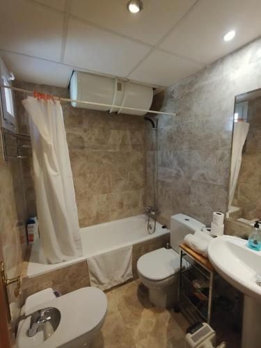 Phòng tắm tại MIRAMAR Dúplex