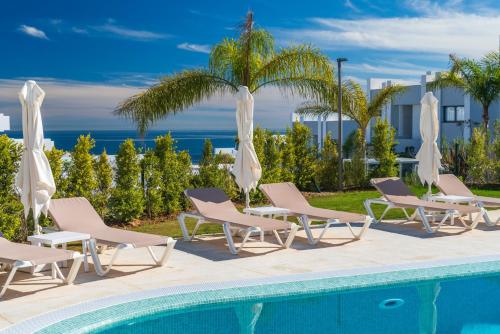 Pure South Beach & Golf 2111