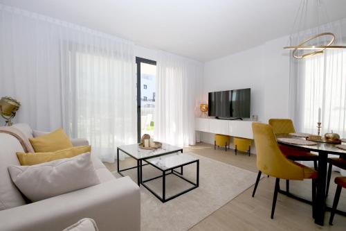 Estepona West Luxury Apartment LEONA