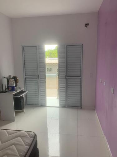 Dapur atau dapur kecil di Chácara com piscina, 3 suite, salão de festa, hidromassagem