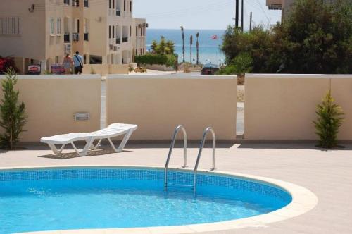 H&O Sea View Lighthouse