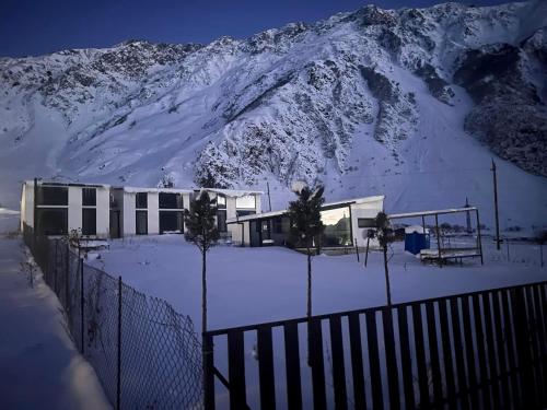 Gambar di galeri bagi Hotel Krebuli di Kazbegi