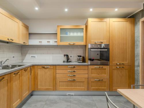 Η κουζίνα ή μικρή κουζίνα στο Apartment Elisa by Interhome