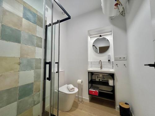 Nuevo! Acogedor apt 8pax 4Bdr 2Bth - CozyHomeSevilla4