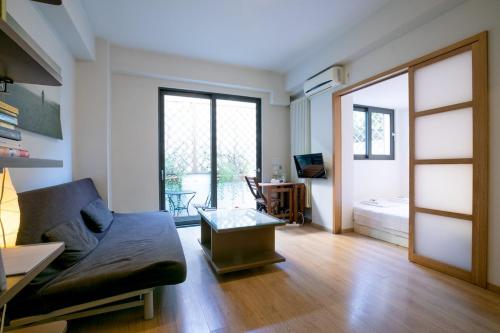 The studio in the heart of Athens-Plaka