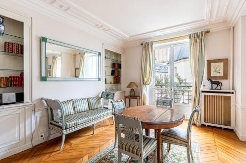 GuestReady - Charming gem near Trocadéro Square