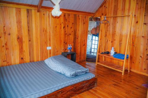 Фотография из галереи Nhà Bên Suối Homestay&coffee в городе Hoat