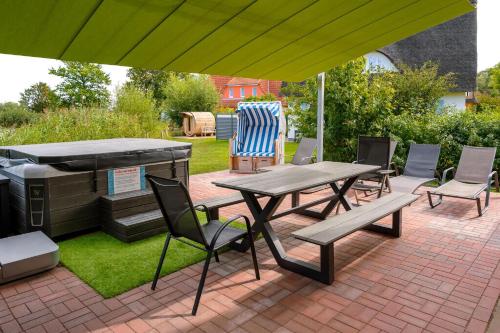 Zahrada ubytování Ferienhaus Mit Garten Und Whirlpool