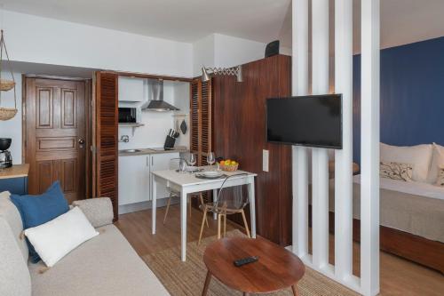 Apartamento do Mar I by an island apart