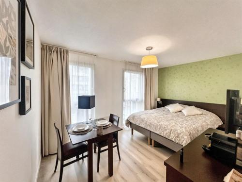 Studio de 25m2 à proximité immédiate de Paris Expo, Porte de Versailles