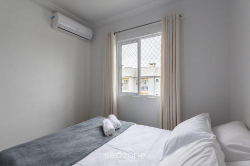 Postel nebo postele na pokoji v ubytování Apto 2Q c/ Churrasqueira a 600m da Praia RAG0406