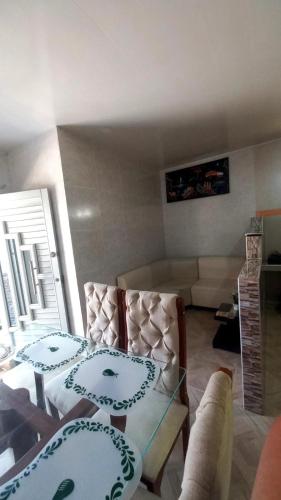 Ruang duduk di APARTAMENTOS LIZ MARIA