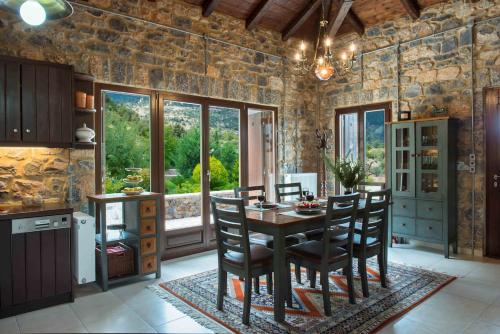 Fotografie z fotogalerie ubytování Villa Mainalis v destinaci Kardharás