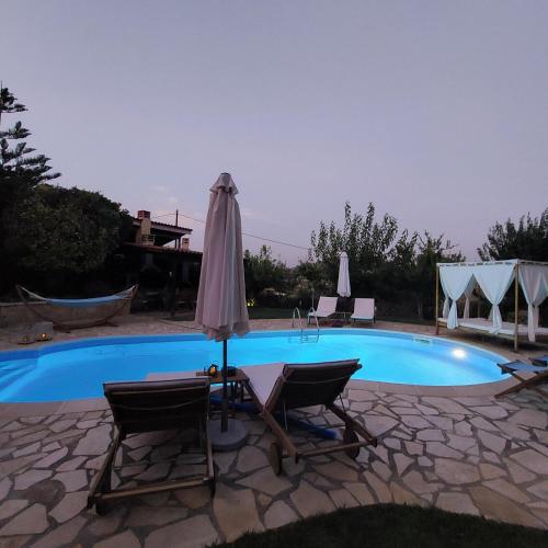 Villa Nafplion private pool garden bbq 5' sea