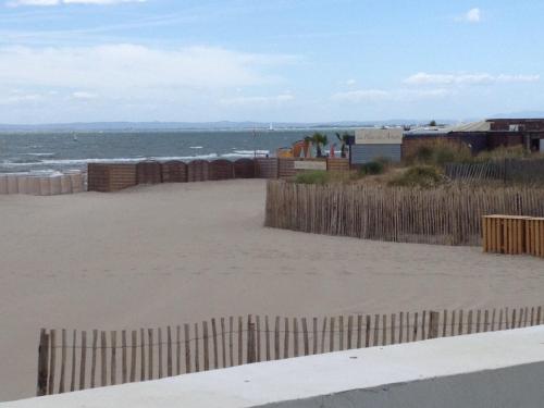 Photo de la galerie de l'établissement Les plages du Grand Vallen - Résidence Château Leenhardt, au Grau-du-Roi