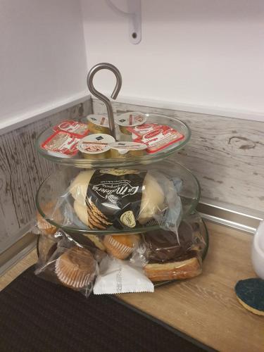 a plastic container filled with sandwiches and other food at La Baraka de Guadalmar B&B Aeropuerto in Málaga