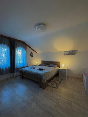 Кровать или кровати в номере Villa Janet