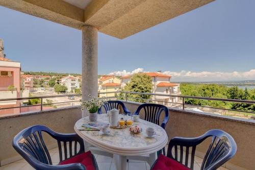 Moderne, Komfortable Wohnung Nahe Kap Kamenjak