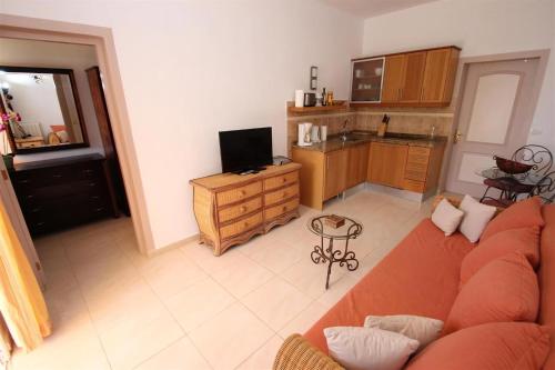 Η κουζίνα ή μικρή κουζίνα στο Moderne Ferienwohnung Colibri Mit Terrasse