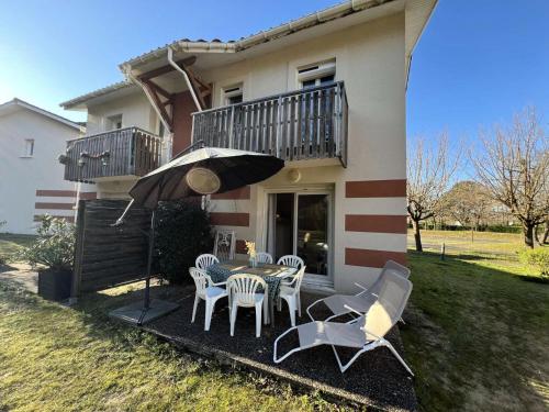 Résidence Domaine Des Sables - 052 - Maison mitoyenne agréablement située au cœur d'un parc boisé MAE-3621