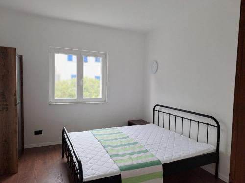 Apartments by the sea Rogoznica - 23767