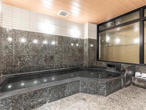 Ένα μπάνιο στο Trust Hotel