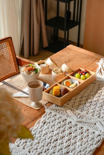 Φαγητό σε αυτό το ξενοδοχείο ή κάπου εκεί κοντά