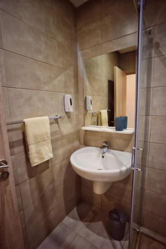 Luxury apartment in martilにあるバスルーム