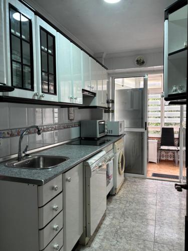 Carihuela Apartment By Torremolinos On-line