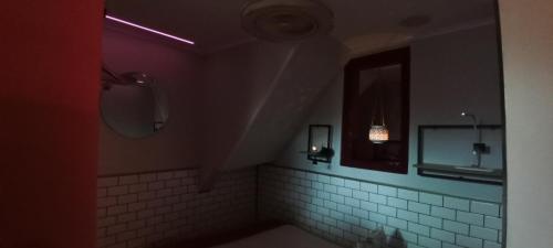 Lisbon Underground Apartment