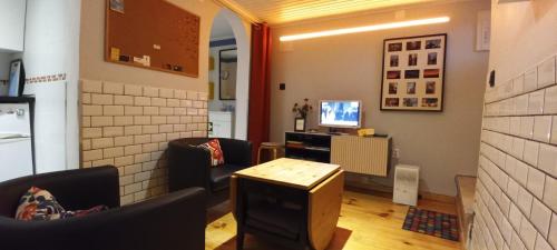 Lisbon Underground Apartment