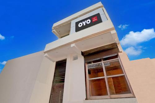 Fotografie z fotogalerie ubytování Hotel O A. V PALACE v destinaci Kánpur