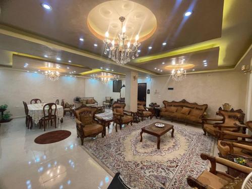 Χώρος καθιστικού στο Modern Duplex In the center of Irbid