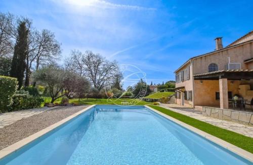 Oasis en Provence - Studio de charme avec Jardin et Piscine privée
