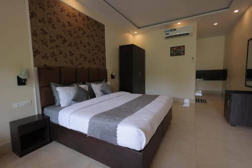 Photo de la galerie de l'établissement The Palms Resort By Crystona Hotels & Resorts, à Rāiwāla