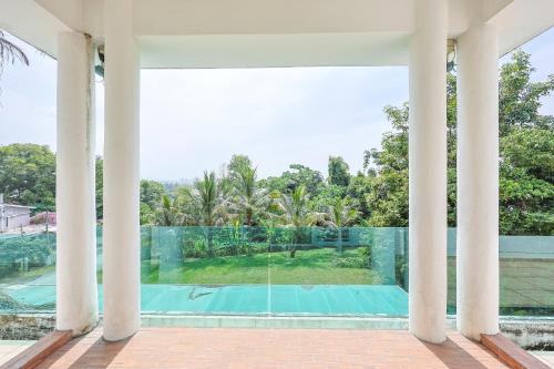 Kolam renang di atau dekat dengan Serene Pool Villa -Luxury Stay with Relaxing Vibes -Clover Home