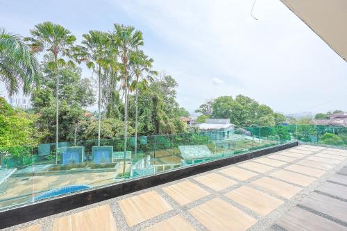Kolam renang di atau dekat dengan Serene Pool Villa -Luxury Stay with Relaxing Vibes -Clover Home