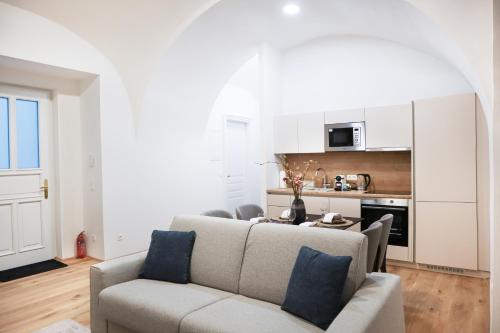 1 BDR - Apartment Exclusive, right near Vienna's Old City