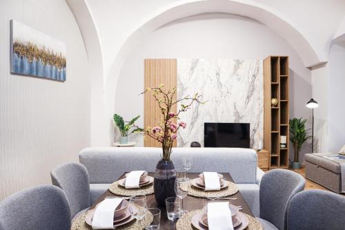 1 BDR - Apartment Exclusive, right near Vienna's Old City
