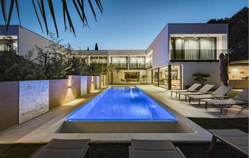 Pet Friendly Home In Medulin With Sauna