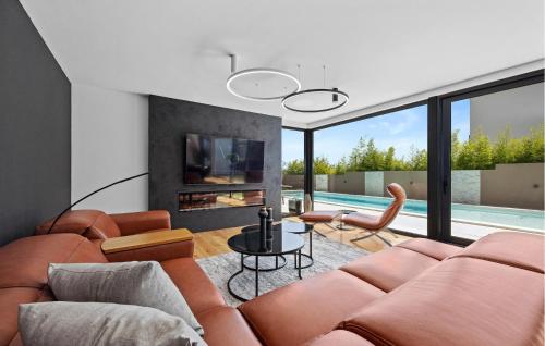 Nice Home In Medulin With Sauna