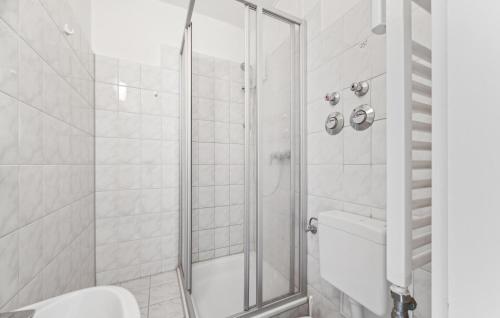 a bathroom with a shower and a toilet at Stunning Apartment In Anklam in Anklam