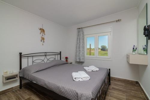 Casa di Campo- Relax only 5 minutes away from the beach and Laganas by Villa Mana Gers
