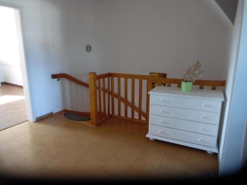 Fotografie z fotogalerie ubytování Ferienhaus Mit Garten Und Stellplatz v destinaci Großenaspe