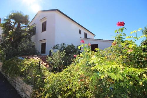 Ferienwohnung Leticija In Porec Mit Parkplatz