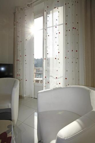 AIGUE-MARINE - Superbe appartement Vue Mer 4 personnes au Port de Nice