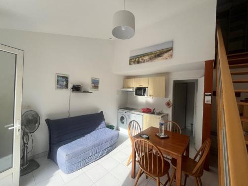 appartement dans un residence avec piscine - 3254