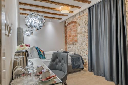 The Code Luxury Rooms